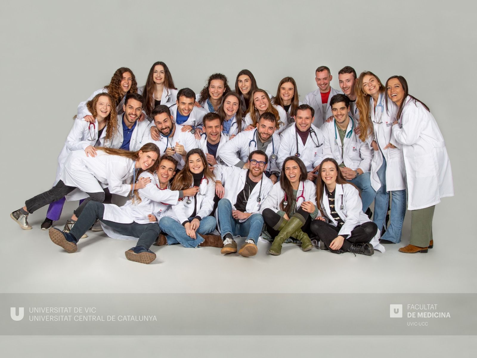 Estudiantes de la primera promoción de Medicina de la UVic-UCC